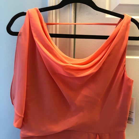 Gorgeous Grecian style coral dress - Picture 2 of 8